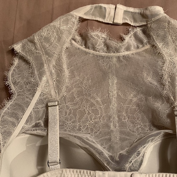 NEW VICTORIA’S SECRET HIGH NECK BRA Dream Angels Lined Demi Bra Bustier - Picture 9 of 12